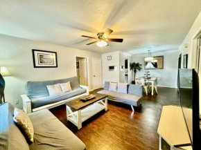 2 master Suite apartment 20 min to the beach
